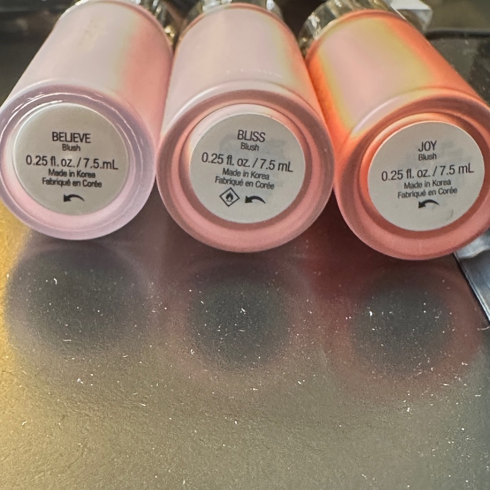 New in box. Rare Beauty Dewy Liquid Blush - Picture 3 of 5